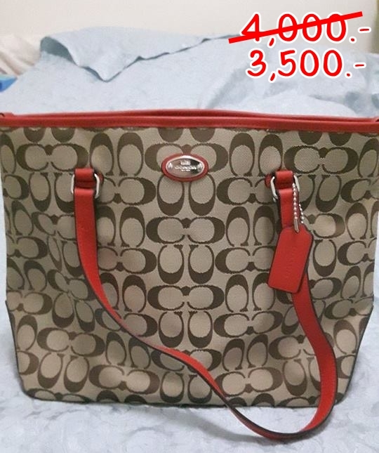 "กระเป๋า coach สภาพ มือ1 100% Coach กระเป๋าสพายทรงTote สีน้ำตาล SV/khaki/Cavdinal"