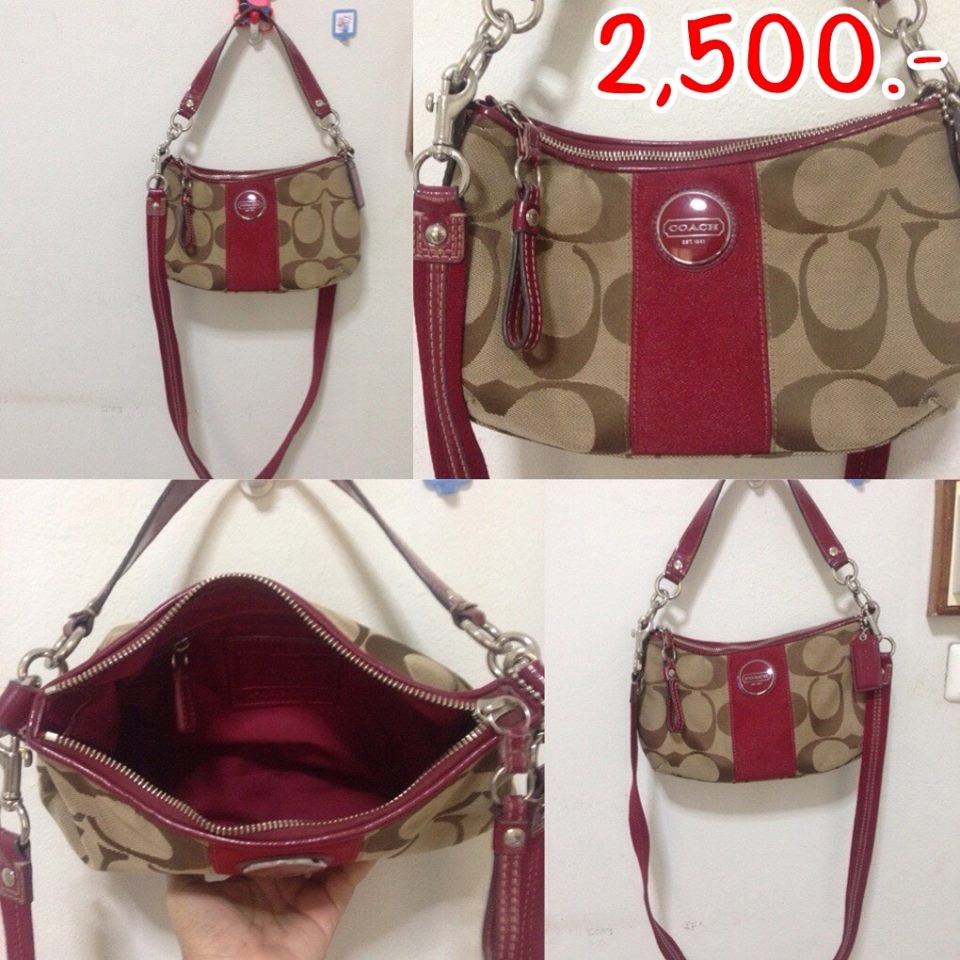 ยี่ห้อ.. Coach  สี แดง  ขนาด..6.5' x 10  *สภาพ...90 %  *ตำหนิ .มีรอยสายขอบเส้นสะพายถือ หลุดเล็กน้อย 