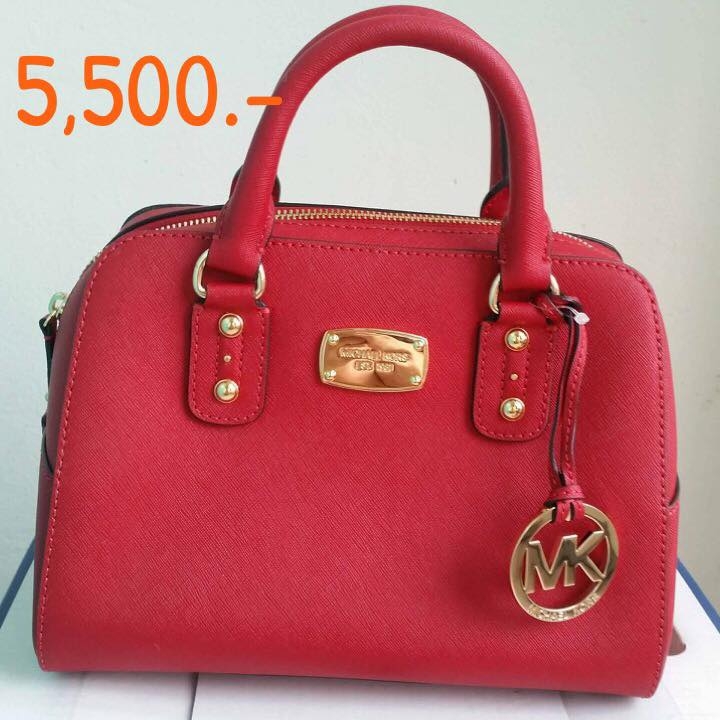 "*ราคา 5,500 บาท ยี่ห้อ MK *รหัสสินค้า Michael Kors Small Satchel สีแดง (หนัง saffiano) มีสายยาว ขนาด 10""×7""×3(3/4) *สภาพ ของใหม่ 100%"