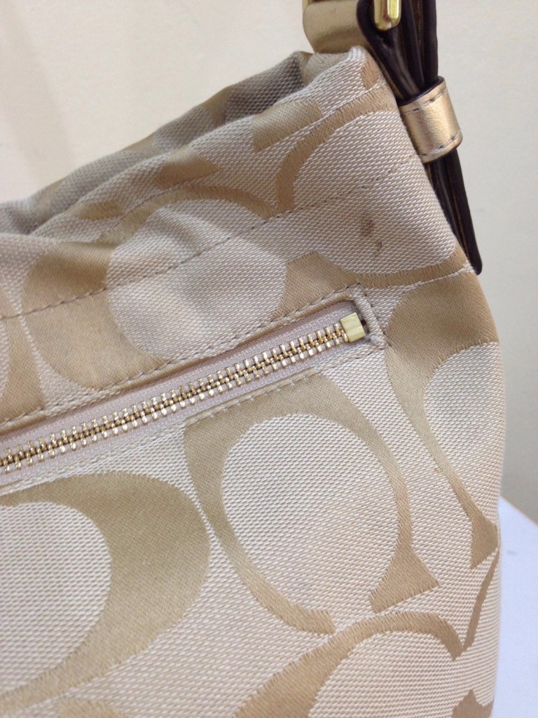 COACH 24CM SIGNATURE DUFFLE