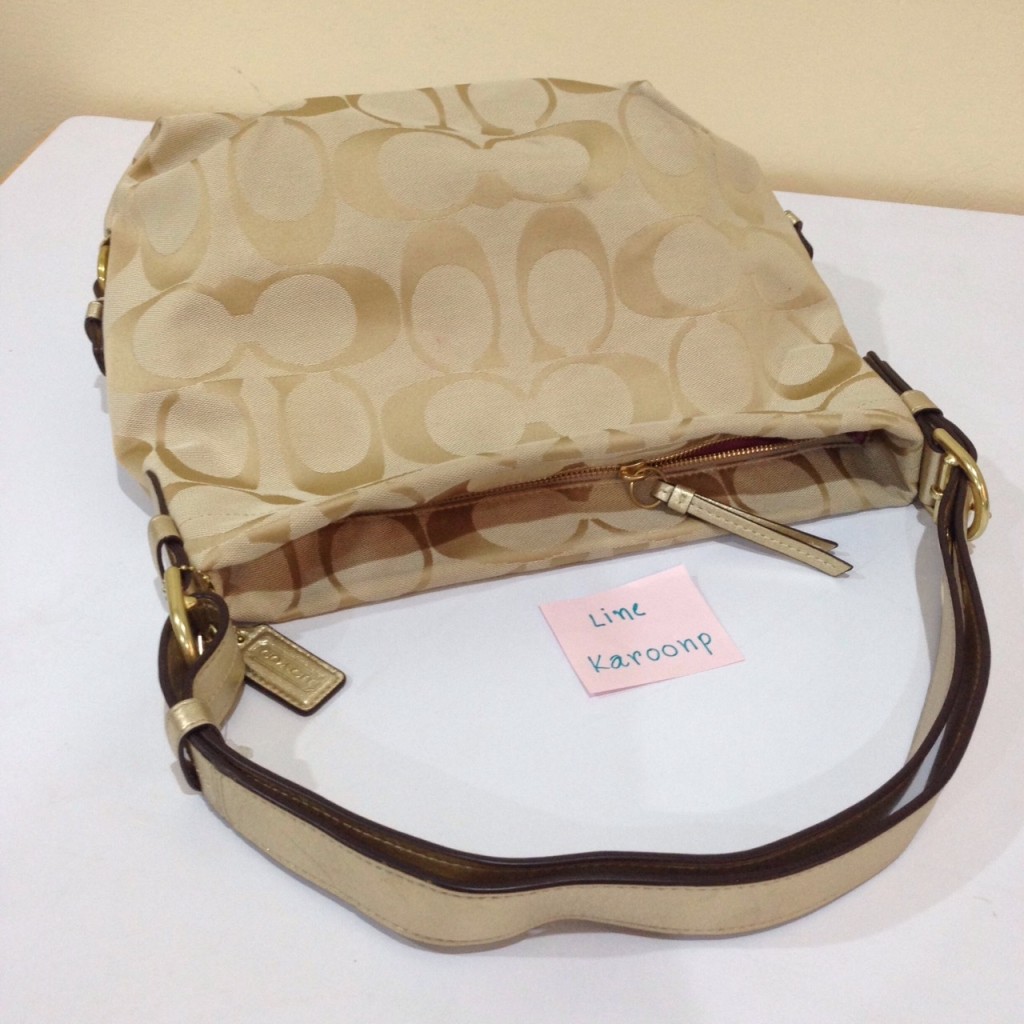 COACH 24CM SIGNATURE DUFFLE