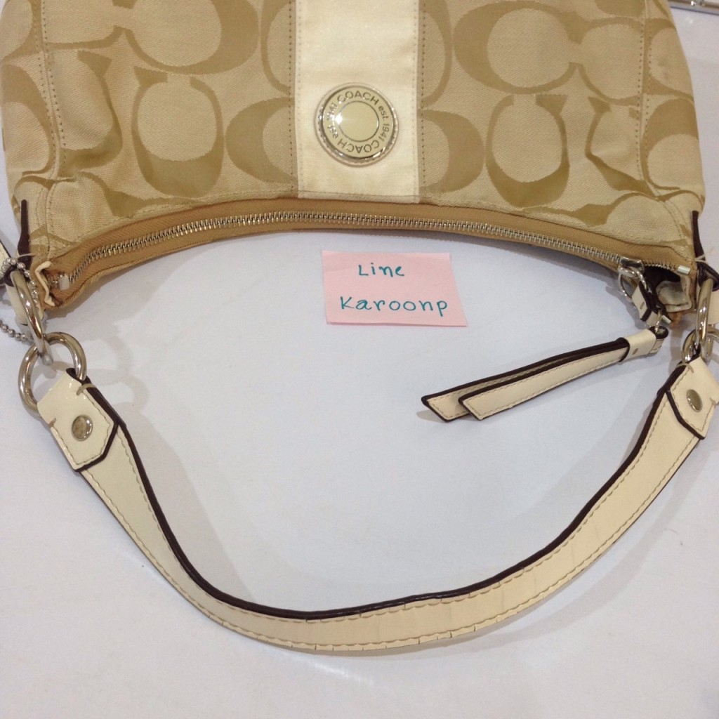 Coach SIGNATURE STRIPE CONVERTIBLE HOBO F19281