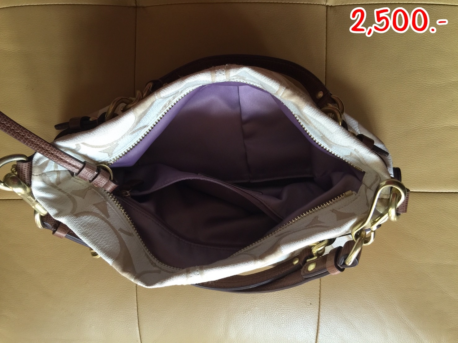 ราคา...2500 บาท  ยี่ห้อ......coach  สี.........น้ำตาล  ขนาด..34x20x10cm  *สภาพ.......95%