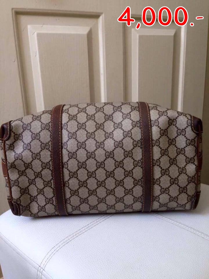 ราคา 4,000 บาทคะ ยี่ห้อ gucci สินค้ามือสอง