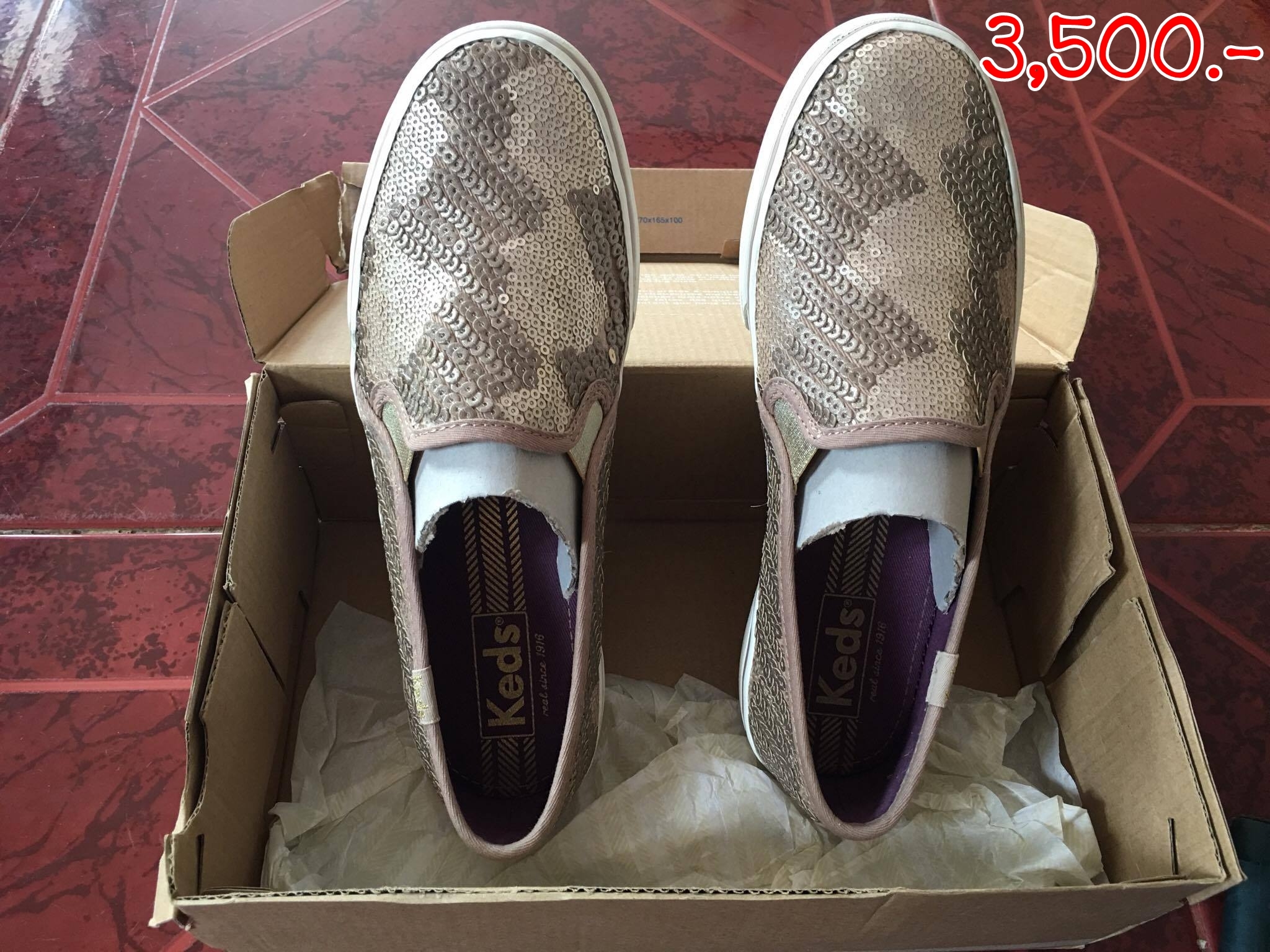 รองเท้า Keds WH53643 Double Decker Leather Sequin Size US.6.5 ราคา 3,500 บาท สินค้า Keds รหัส WH53643 สี Bronze สภาพ 90%