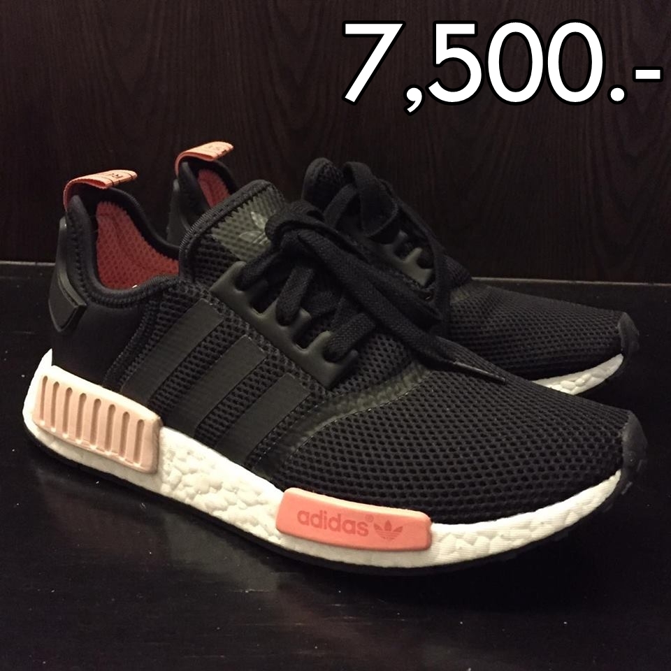 รองเท้า Adidas Originals NMD R1 (Women) City Pack US 9 ราคา 7,500 ยี่ห้อ Adidas Originals NMD R1 (Women) City Pack - Black, Pink รหัส S75234 สี Black, Pink ขนาด 9US / 7.5UK / 41.5 สภาพ 98% ตำหนิ ไม่มีค่ะ เพราะลองสวมครั้งเดียวจากการลองแล้วเบอร์มันใหญ่ไปใส่แล้วหลวมค่ะ